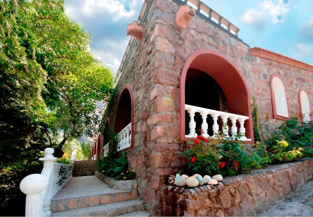 Oliviera Private Island Hotel - Kalem Island Kalem Adasi 4*,