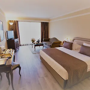 Karaca Otel